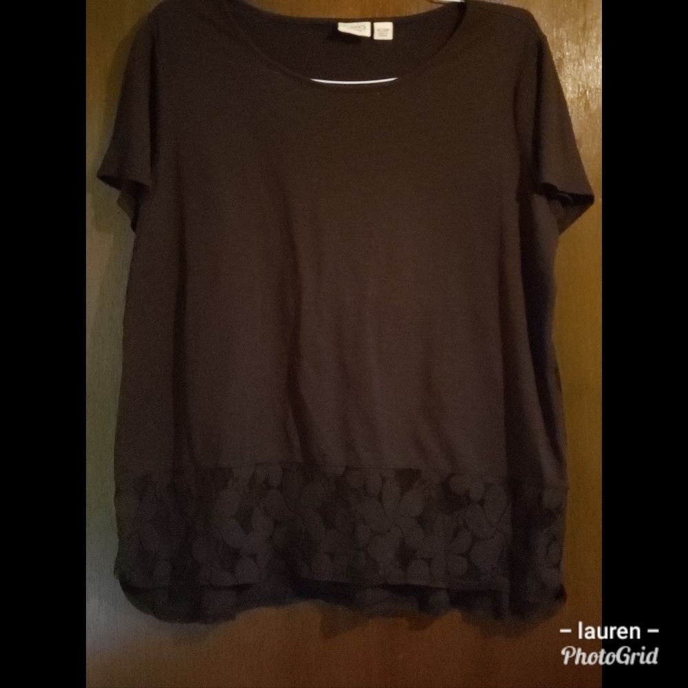 Black shirt